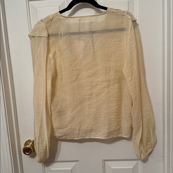 Zara RUFFLED ROMANTIC BLOUSE Size M - Picture 10 of 10